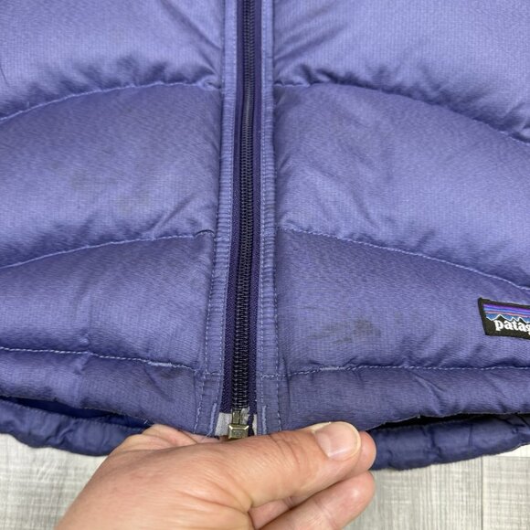 ✅VTG Patagonia Goosedown Filled Puffer Jacket Womans S Purple *STAINED/RIPPED - Picture 6 of 13